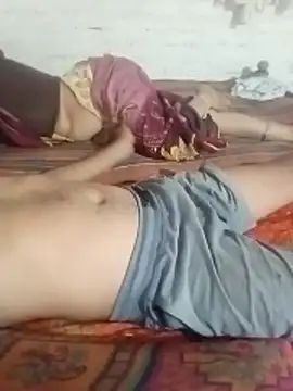 Hindicouple1 online show from 06/17/26, 07:11