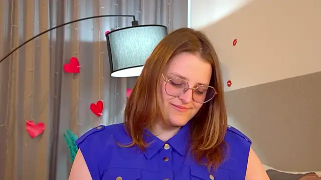 AlexaAvery online show from 05/19/26, 11:49