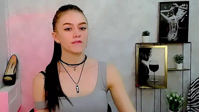 AprillXoxo online show from 06/12/26, 08:41
