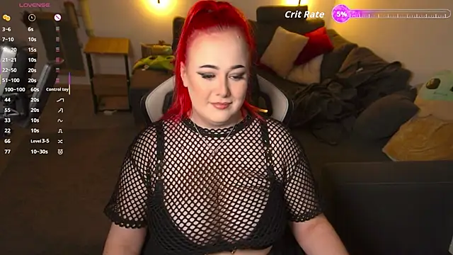 Snapshot of littleEve chatting on 05/05/26, 10:34 littleEve online show from 05/05/26, 10:34