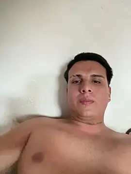 Snapshot of alexerdiego chatting on 06/14/26, 10:45 alexerdiego online show from 06/14/26, 10:45