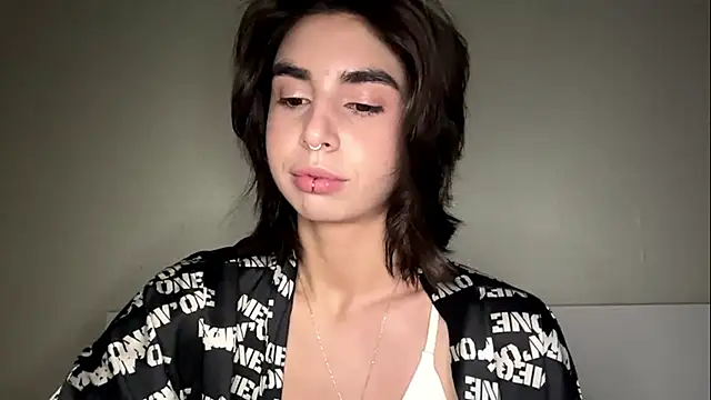 JessiaRuezga online show from 05/27/26, 11:18