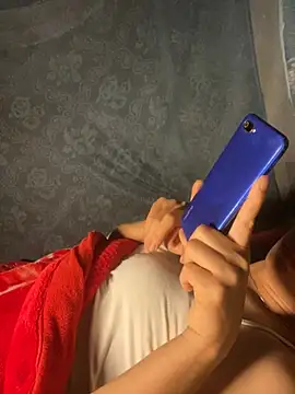 Linda-babyy online show from 06/14/26, 10:45