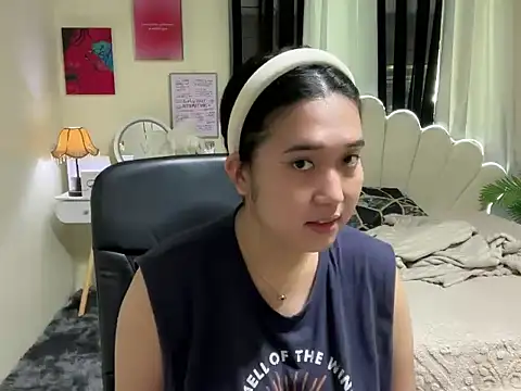 Snapshot of RingMyBelle chatting on 06/03/26, 12:46 RingMyBelle online show from 06/03/26, 12:46