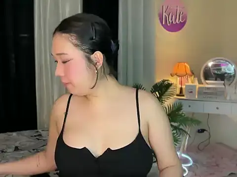 Snapshot of RingMyBelle chatting on 07/19/26, 11:36 RingMyBelle online show from 07/19/26, 11:36