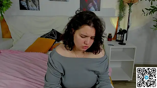 Mary F0x online show from 06/14/26, 07:32