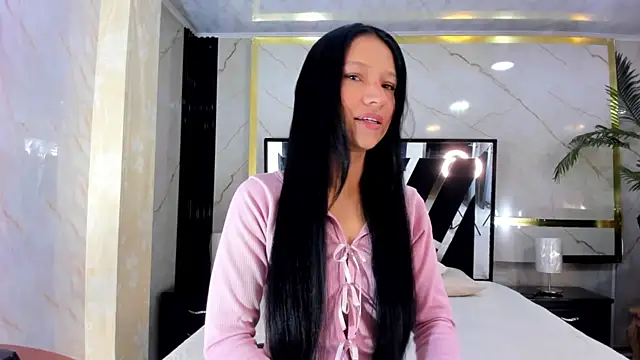 SophiieCalloway1 online show from 05/30/26, 01:52