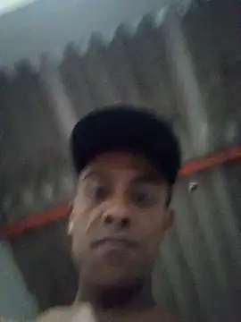 Snapshot of Roludobsb18cm chatting on 05/15/26, 08:49 Roludobsb18cm online show from 05/15/26, 08:49