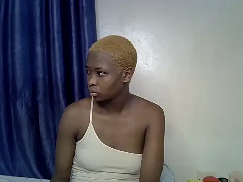 Lovergal  online show from 06/12/26, 03:16