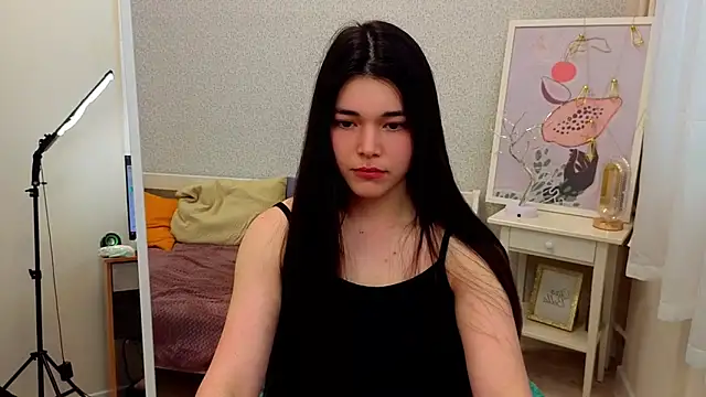 Snapshot of Mari_marooo chatting on 05/19/26, 07:37 Mari marooo online show from 05/19/26, 07:37