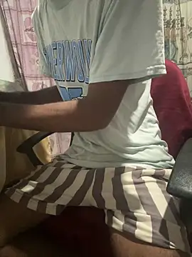 Snapshot of Inuchethi chatting on 01/13/25, 12:09 Inuchethi online show from 01/13/25, 12:09