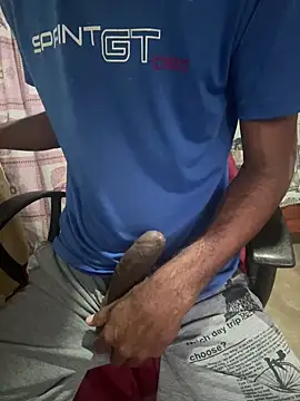 Snapshot of Inuchethi chatting on 01/19/25, 11:23 Inuchethi online show from 01/19/25, 11:23