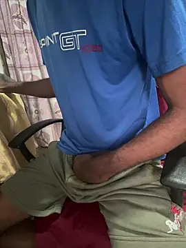 Snapshot of Inuchethi chatting on 01/25/25, 01:32 Inuchethi online show from 01/25/25, 01:32