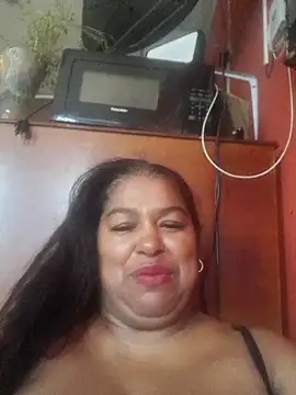 Snapshot of Megansquirt69 chatting on 06/24/26, 02:27 Megansquirt69 online show from 06/24/26, 02:27