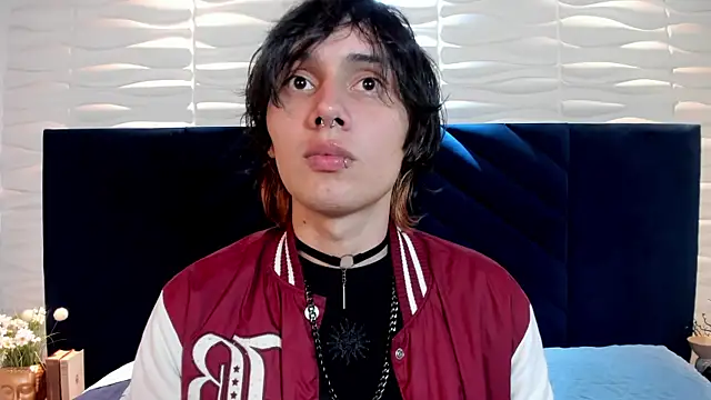 Snapshot of Brunodeluca_ chatting on 07/14/26, 07:30 Brunodeluca online show from 07/14/26, 07:30
