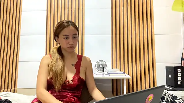 Snapshot of GiselleRina chatting on 07/07/26, 04:15 GiselleRina online show from 07/07/26, 04:15