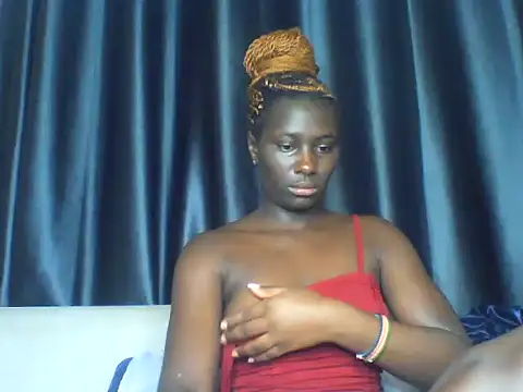 Snapshot of Sexxy_Melany_ chatting on 07/02/26, 02:22 Sexxy Melany online show from 07/02/26, 02:22
