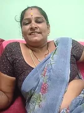 Snapshot of mynatamil143 chatting on 05/25/26, 07:03 mynatamil143 online show from 05/25/26, 07:03