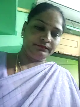Snapshot of mynatamil143 chatting on 05/28/26, 04:32 mynatamil143 online show from 05/28/26, 04:32
