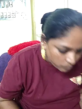 Snapshot of mynatamil143 chatting on 07/07/26, 06:47 mynatamil143 online show from 07/07/26, 06:47