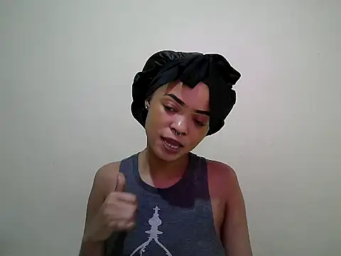 Snapshot of Miss_rihanna chatting on 06/25/26, 05:50 Miss rihanna online show from 06/25/26, 05:50