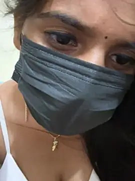 Snapshot of Poonam-Ray chatting on 06/13/26, 07:01 Poonam-Ray online show from 06/13/26, 07:01