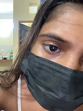 Snapshot of Poonam-Ray chatting on 07/06/26, 06:32 Poonam-Ray online show from 07/06/26, 06:32