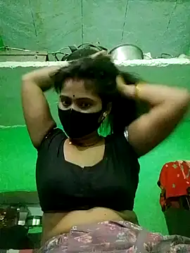 Snapshot of Rachnaaapkijaan78 chatting on 06/14/26, 08:27 Rachnaaapkijaan78 online show from 06/14/26, 08:27