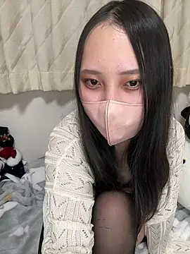 Snapshot of hina_111 chatting on 06/10/26, 02:27 hina 111 online show from 06/10/26, 02:27