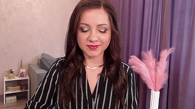SusanMorandi online show from 07/18/26, 09:13