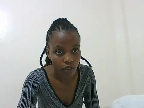 chickcute12 online show from 05/15/26, 07:32