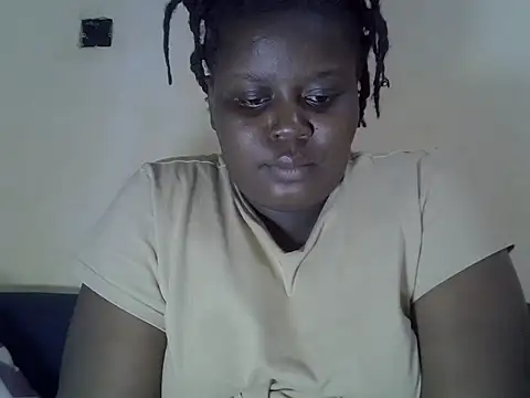 Snapshot of choclate_1197 chatting on 06/12/26, 04:44 choclate 1197 online show from 06/12/26, 04:44
