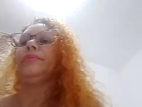 Snapshot of anabiatrizboa chatting on 05/18/26, 05:46 anabiatrizboa online show from 05/18/26, 05:46