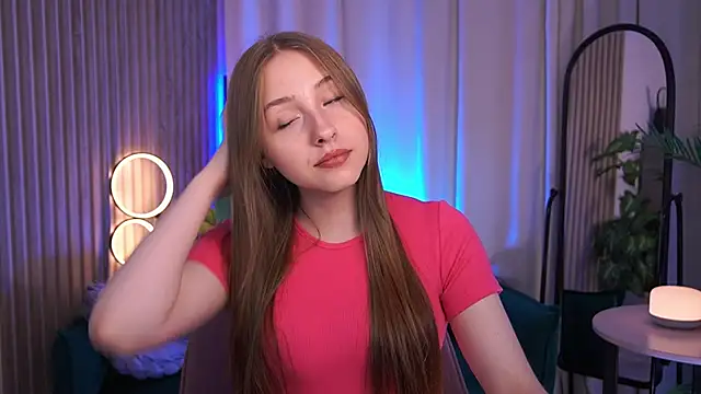 EvelinRoyce online show from 06/09/26, 01:34