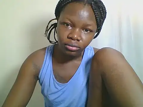 Snapshot of Sweetgal2025 chatting on 06/13/26, 07:17 Sweetgal2025 online show from 06/13/26, 07:17