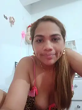 Snapshot of NaughtyMorenna chatting on 06/14/26, 04:14 NaughtyMorenna online show from 06/14/26, 04:14