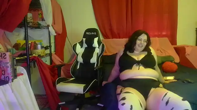 Snapshot of squishkink chatting on 05/22/26, 03:28 squishkink online show from 05/22/26, 03:28