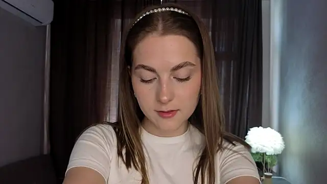 CarolannMirjah online show from 05/28/26, 04:21