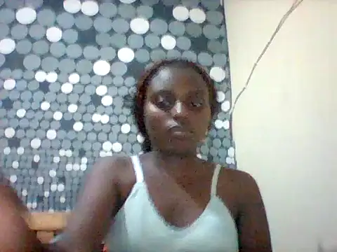 Snapshot of liligal chatting on 06/16/26, 08:00 liligal online show from 06/16/26, 08:00