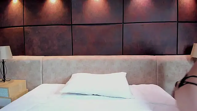 Snapshot of AshlyBella chatting on 06/22/26, 04:48 AshlyBella online show from 06/22/26, 04:48