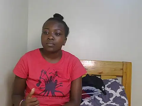 Snapshot of tessy_kitty chatting on 06/11/26, 02:53 tessy kitty online show from 06/11/26, 02:53