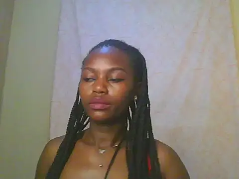 lunahit online show from 06/28/26, 03:56