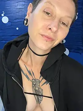 LaFemmeCyberObscura online show from 05/23/26, 08:35