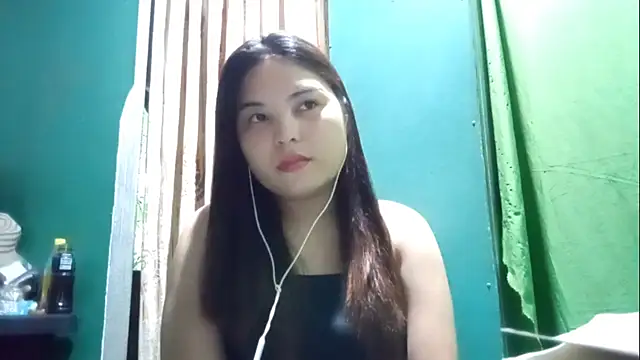 Snapshot of RosariaSuglia chatting on 05/27/26, 05:37 RosariaSuglia online show from 05/27/26, 05:37