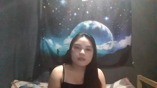 Snapshot of RosariaSuglia chatting on 05/28/26, 10:56 RosariaSuglia online show from 05/28/26, 10:56