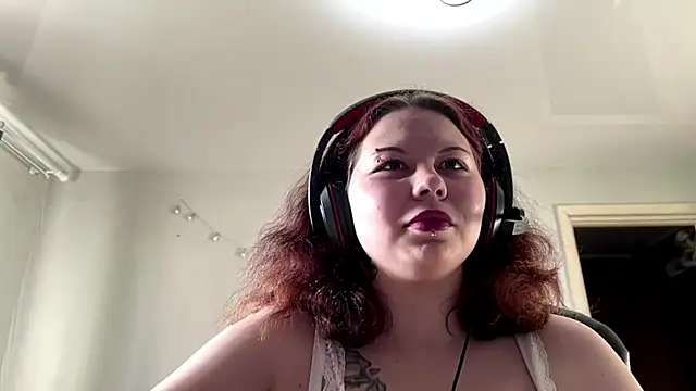 Redhair girl online show from 05/25/26, 03:07