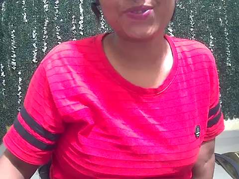 Snapshot of shallykaur chatting on 06/27/26, 12:22 shallykaur online show from 06/27/26, 12:22