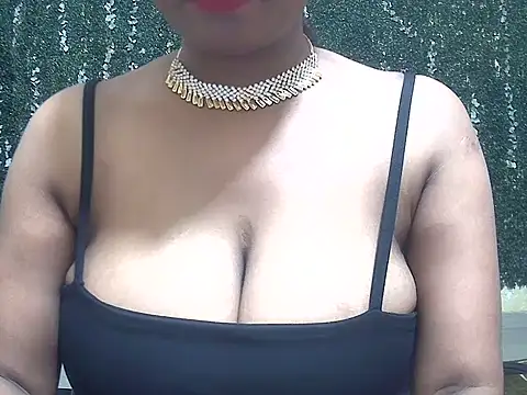 Snapshot of shallykaur chatting on 07/01/26, 04:25 shallykaur online show from 07/01/26, 04:25