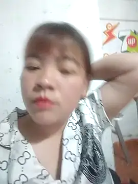 Snapshot of Loleml01 chatting on 05/21/26, 03:35 Loleml01 online show from 05/21/26, 03:35