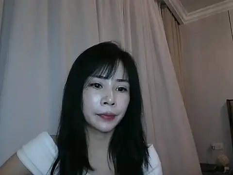 Snapshot of Yuyu-love chatting on 05/16/26, 12:15 Yuyu-love online show from 05/16/26, 12:15